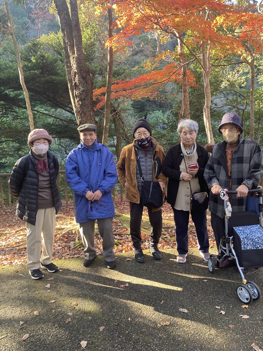 紅葉狩りin濃溝の滝＆ふれあいパークきみつ🚌ケアハウス南清苑イメージ