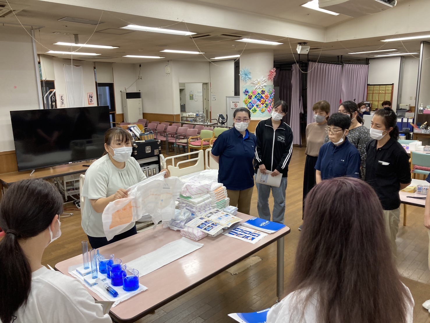 王子ネピア様主催のもと、オムツの研修会を行いました✨イメージ